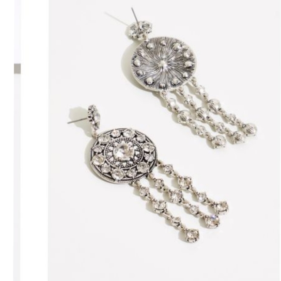 Free people Fly High Dangle Earrings - Picture 2 of 7